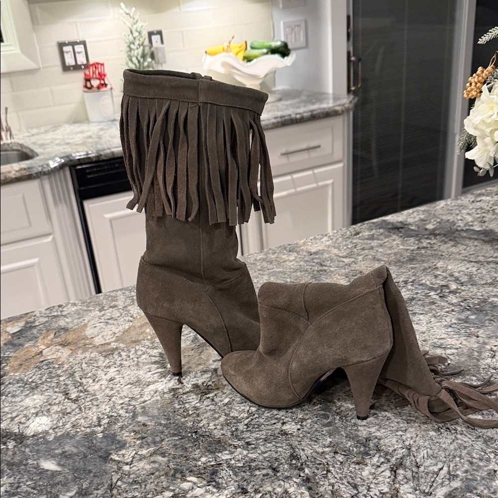 Elegant Fringe Heeled Boots - Taupe